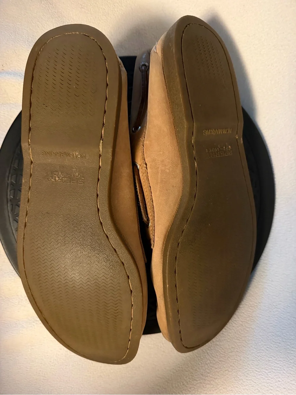 Sperry Tan Leather Men’s Boat Shoes sz 13